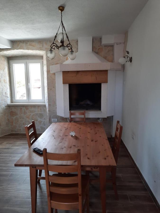 Stone House Zgogo Villa โตรกีร์ ภายนอก รูปภาพ