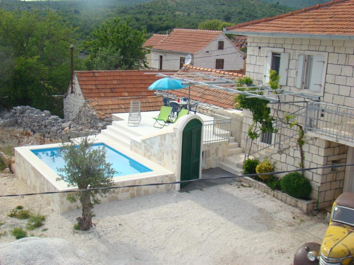 Stone House Zgogo Villa โตรกีร์ ภายนอก รูปภาพ
