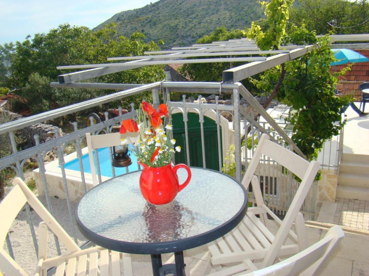 Stone House Zgogo Villa โตรกีร์ ภายนอก รูปภาพ